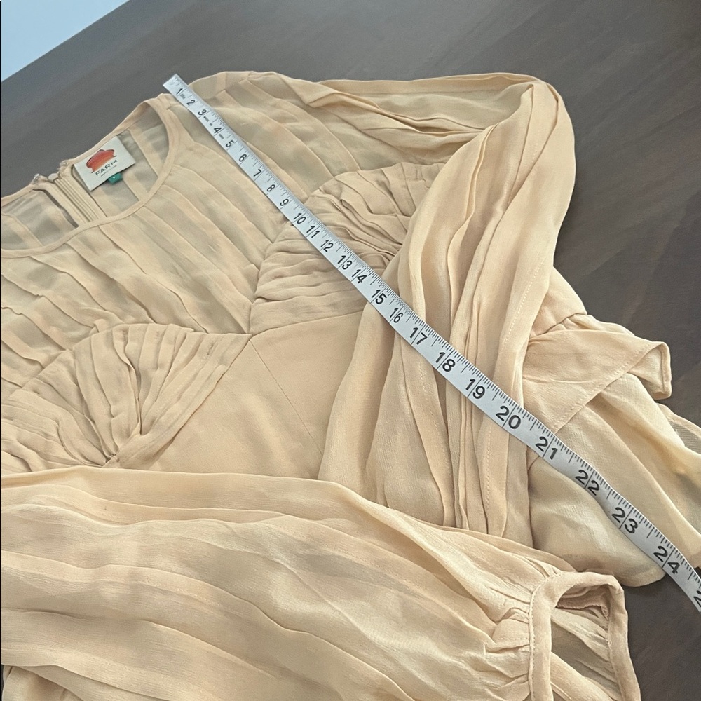 FARM Rio Pale Yellow Sheer Ruffle Blouse - Picture 4 of 9